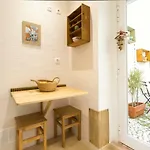 Charming Garden Duplex Historic Centre Apartment *